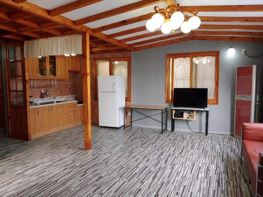 Emerald Ace Hotel Τζέτζου Εξωτερικό φωτογραφία