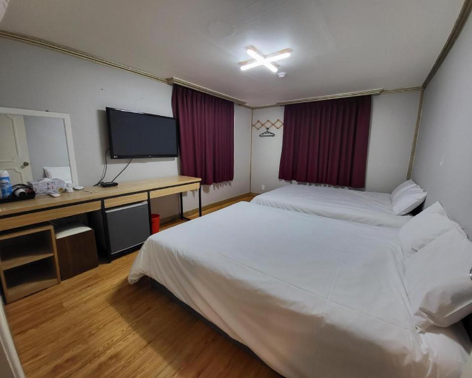 Emerald Ace Hotel Τζέτζου Εξωτερικό φωτογραφία