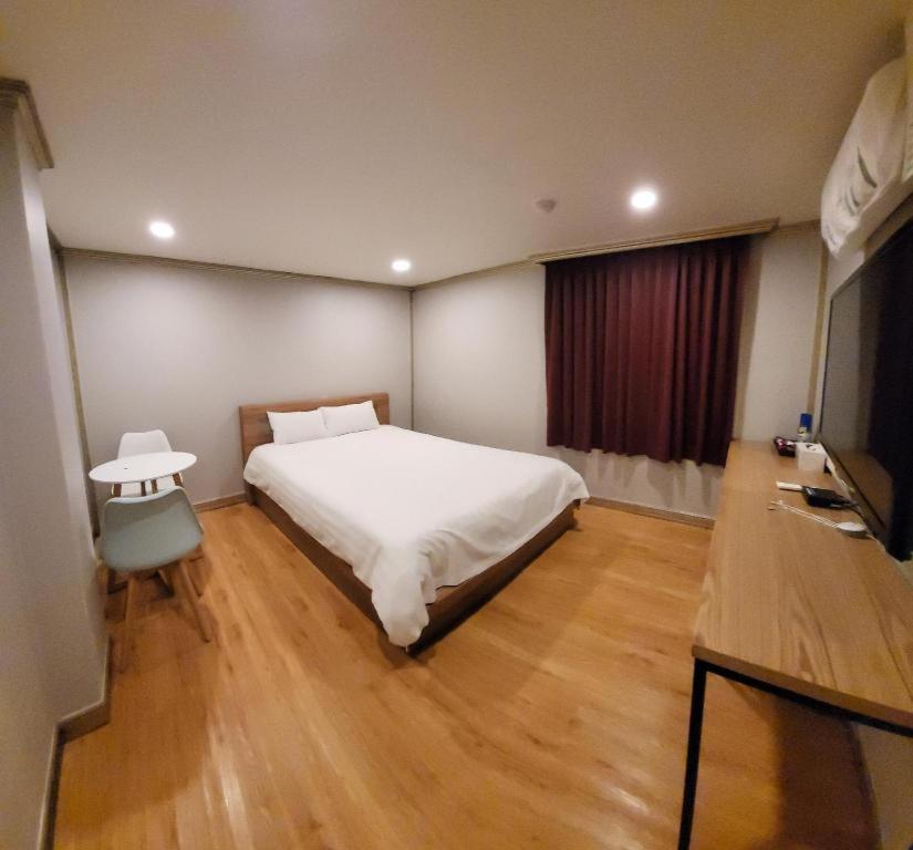 Emerald Ace Hotel Τζέτζου Εξωτερικό φωτογραφία